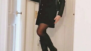 Crossdresser Suzee0 showing off sissy knickers kinky boots